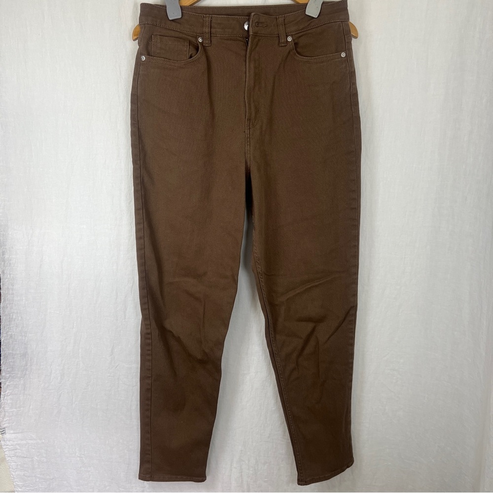 H&M Divided Brown High Rise Mom Jeans